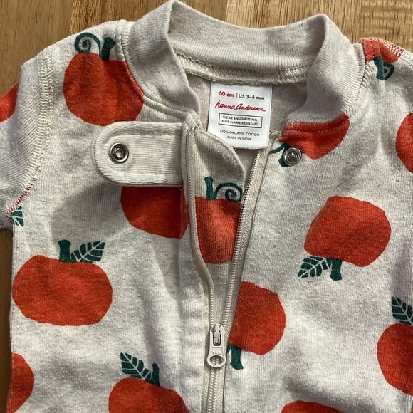 Hanna Andersson Organic Cotton, Pumpkin Halloween Fall Sleeper Onesie - Picture 5 of 6